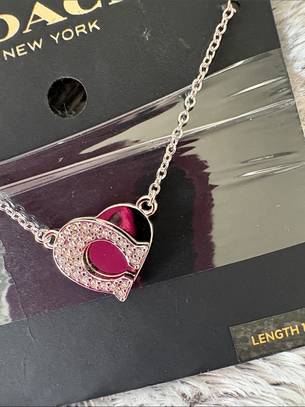 Coach Necklace - Picture 5 of 9